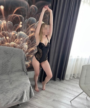 У меня есть масса возможностей для тебя - от нежных ласк и эротического массажа до страстных игр и экспериментов. Я профессионалка своего дела, которая знает, как доставить удовольствие и расслабление. Если ты хочешь отдохнуть и насладиться в Москве, то я - лучший выбор. В моих отзывах говорят о моей чарующей красоте и умении угодить мужчине. Приходи, и я окуну тебя в мир страсти и наслаждения 😘🌟
#Москва #Москвы #вМоскве #индивидуалка #проститутка 6342, 21 год