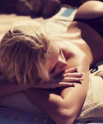 Я индивидуалка с большим опытом, которая обладает интеллектом и красотой. У меня есть много возможностей, чтобы удовлетворить тебя: классический секс, оральный секс, анальный секс, эротический массаж и многое другое. Я открыта для экспериментов и готова попробовать что-то новое. У меня безупречная репутация, и мои клиенты остаются довольными после каждой встречи. Мои фото настоящие и соответствуют действительности. Живу в Москве, и готова принять тебя в своей уютной квартире. Обещаю, что мы проведем незабываемое время вместе. 😘 8635, 31 год